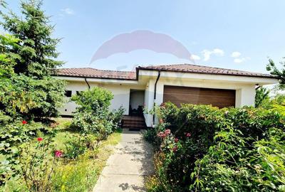 Casa / Vila cu 4 camere de vanzare - 3