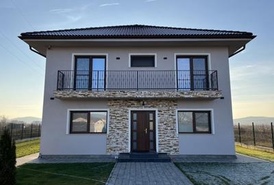 Casa individuala, 154mp utili, 600mp teren, zona Apahida