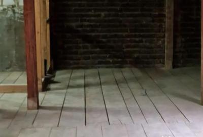 Spațiu comercial, de 1,000 mp, în Central - 4