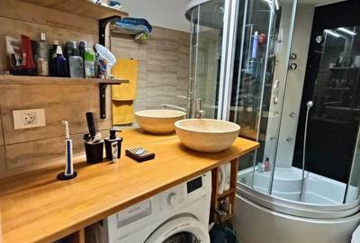 Apartament cu 2 camere în Centrul Civic