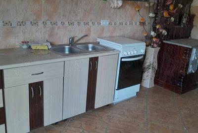 Casă cu 5 camere în Boinești - 3