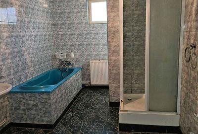 Casă cu 4 camere în Bărbătești - 2