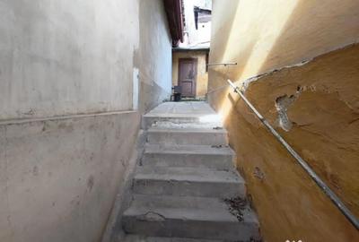 Casă cu 5 camere cu Teren 218 Mp în Muncitoresc - 8