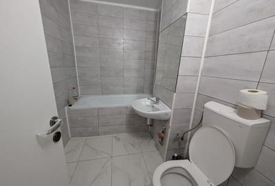 Digu Barnat- Zona Nord - Ap. 2 camere decomandate- etaj 3- bloc din 86 - 8