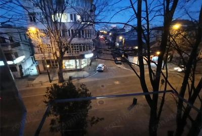 Apartament cu 2 camere decomandat în Tomis I - 3