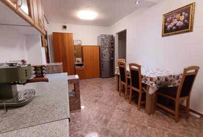 Apartament cu 2 camere decomandat, mobilat în Bucovina - 4