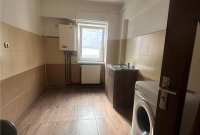 Apartament cu 2 camere decomandat în Podul de Fier - 12