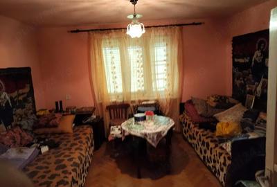 Casă cu 3 camere cu Teren 1066 Mp în Central - 7