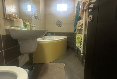 Zona Tractorul apartament 2 camare decomadat - 5