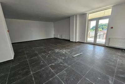 Spațiu comercial de închiriat -  Spitalul Sf. Ioan, ideal clinica privata - 4