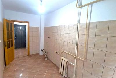 Garsonieră decomandată în Burdujeni - 2