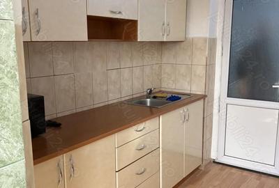 Apartament cu 2 camere decomandat în 1 Mai - 3