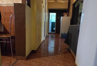 Vanzare apartament 4 camere Dristor