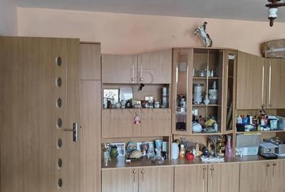 Apartament cu 3 camere semidecomandat în Lipovei - 2