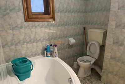 Apartament 2 camere , zona centrala - Scoala nr 10,etaj 2/8 - 13