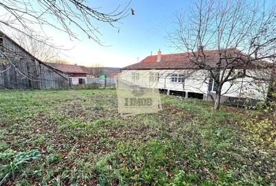 Casă cu 4 camere cu Teren 1020 Mp în Hamba - 1