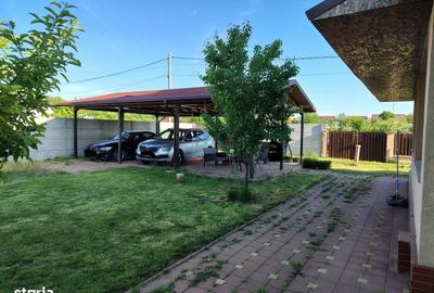 Casă cu 5 camere decomandat cu Teren 650 Mp în Corbeanca