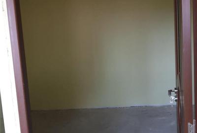 Casă cu 4 camere în Gura Ocniței - 4