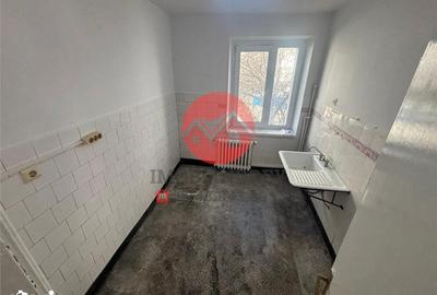 Apartament cu 2 camere decomandat în Ultracentral - 2