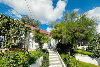 Casă cu 4 camere cu Teren 540 Mp în Dealuri Oradea