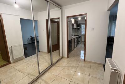 Garsoniera decomandata bloc 1986 Lujerului, Militari - 6