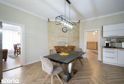 Casă cu 5 camere cu Teren 1880 Mp în Iorga - 14
