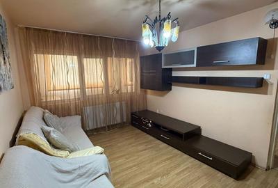 Apartament cu 2 camere semidecomandat în Micro 6