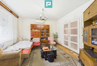 Casă cu 7 camere cu Teren 770 Mp în Central - 13