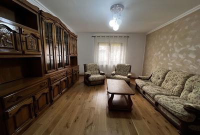 Casă cu 4 camere în Aradul Nou