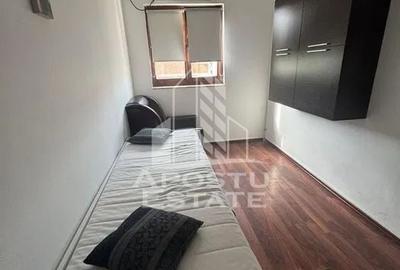 Garsonieră semidecomandată, mobilată în Complex Studențesc