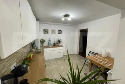 Apartament cu 3 camere semidecomandat în Micro 5 - 14