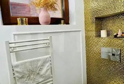 Casă cu 3 camere cu Teren 340 Mp în Central - 10