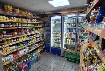 Spațiu comercial, de 90 mp, în Central - 1