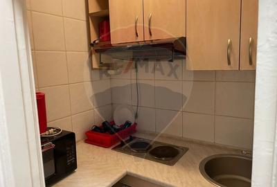 Studio de 35 mp etaj 1 - Str. Nicolae Iorga - centrala proprie - 3