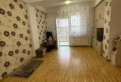 Apartament cu 2 camere decomandat în Girocului - 3