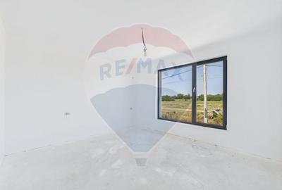 Vila cu 4 camere de vanzare- Darza -Crevedia - 11