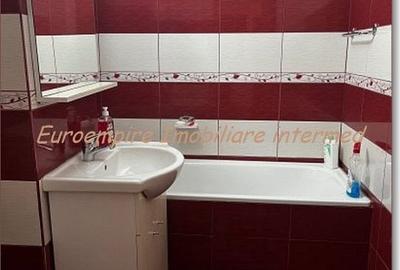 Apartament 2 camere decomandate zona KM 4-5 - 2