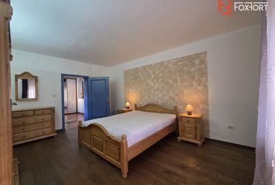 Casă individuală cu 6 camere cu Canalizare în Aradul Nou - 12