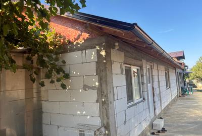 Casă cu 4 camere în Central - 7