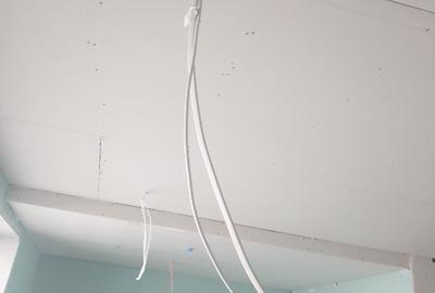 Casă cu 4 camere cu Teren 2600 Mp în Satu Nou