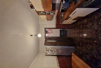 Apartament cu 3 camere decomandat în Rahova - 3