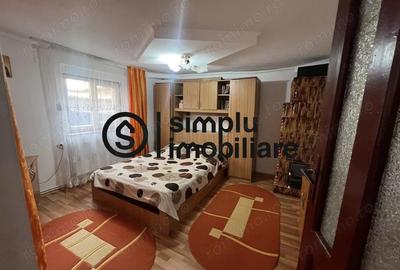 Casă cu 4 camere cu Teren 380 Mp în 1 Mai