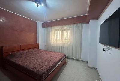 Apartament cu 2 camere decomandat în Republicii - 8