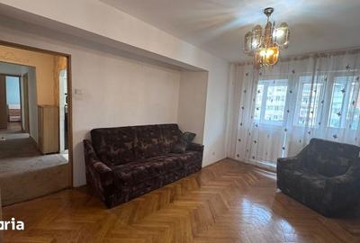 Apartament cu 3 camere în Dacia