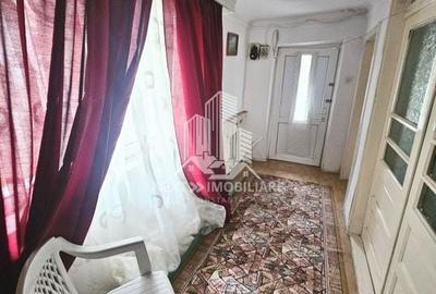 Casa 3 camere cu teren de 1137mp, in Lumina pe  strada Morii - 8