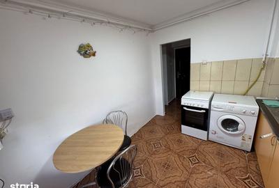 Garsonieră în Micro 14 - 4