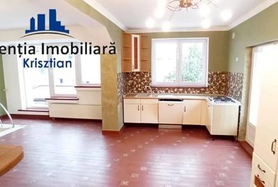 Casa de vanzare aproape de centru - Zona Penny Market Botizului - 5