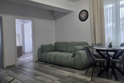 Apartament cu 3 camere decomandat în Central - 1