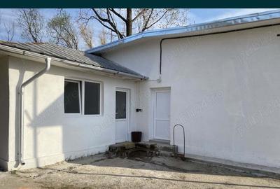 Spațiu comercial, de 7,000 mp, în Găești - 1