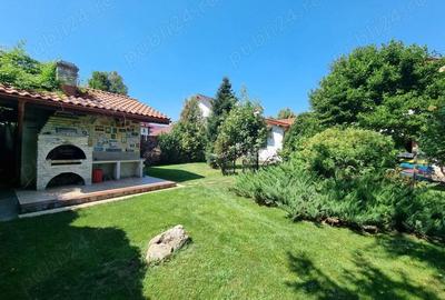 Casă cu 6 camere cu Teren 1756 Mp în Central - 9